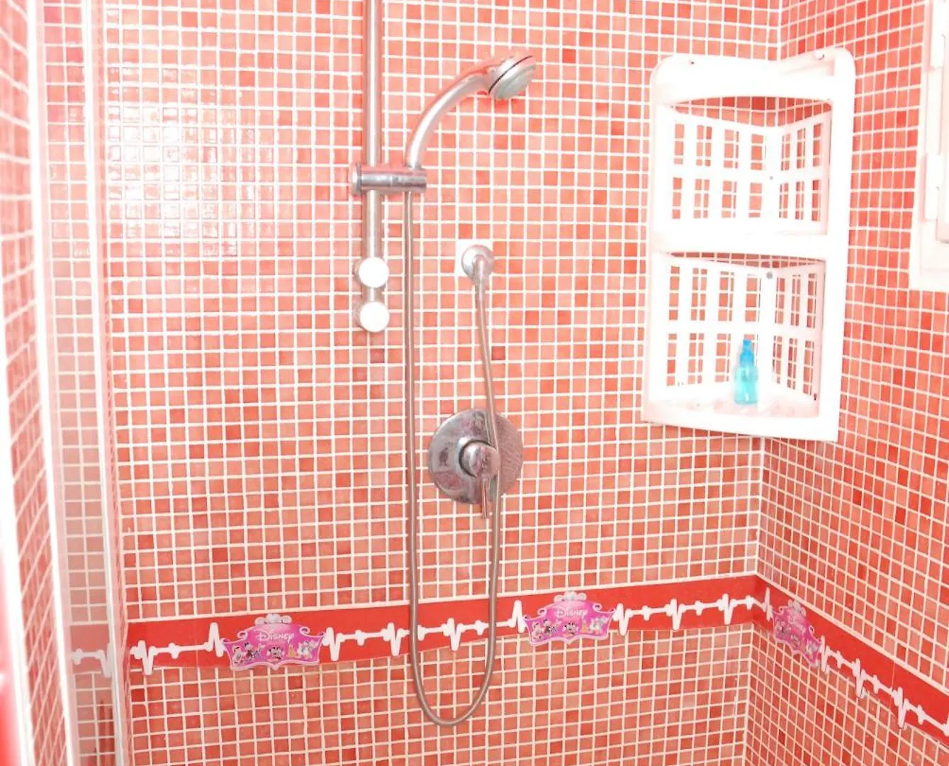 Disney Family Airport Catania City Guest house